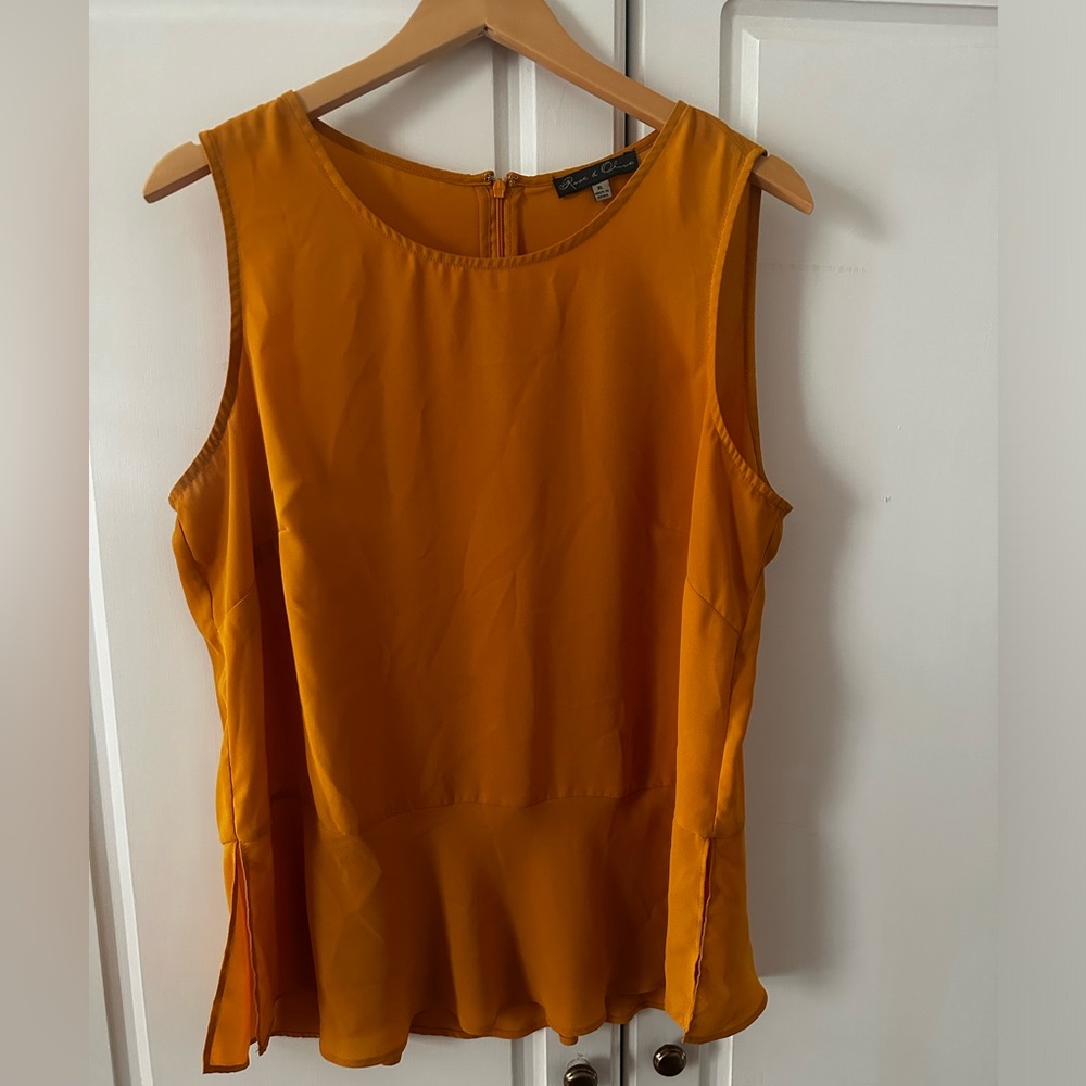 Rose & Olive Peplum Top, XL, Gold/Yellow